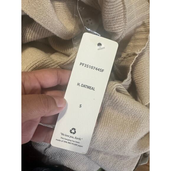 Pinque Oatmeal Long Button Vest – New With Tags - Picture 7 of 11